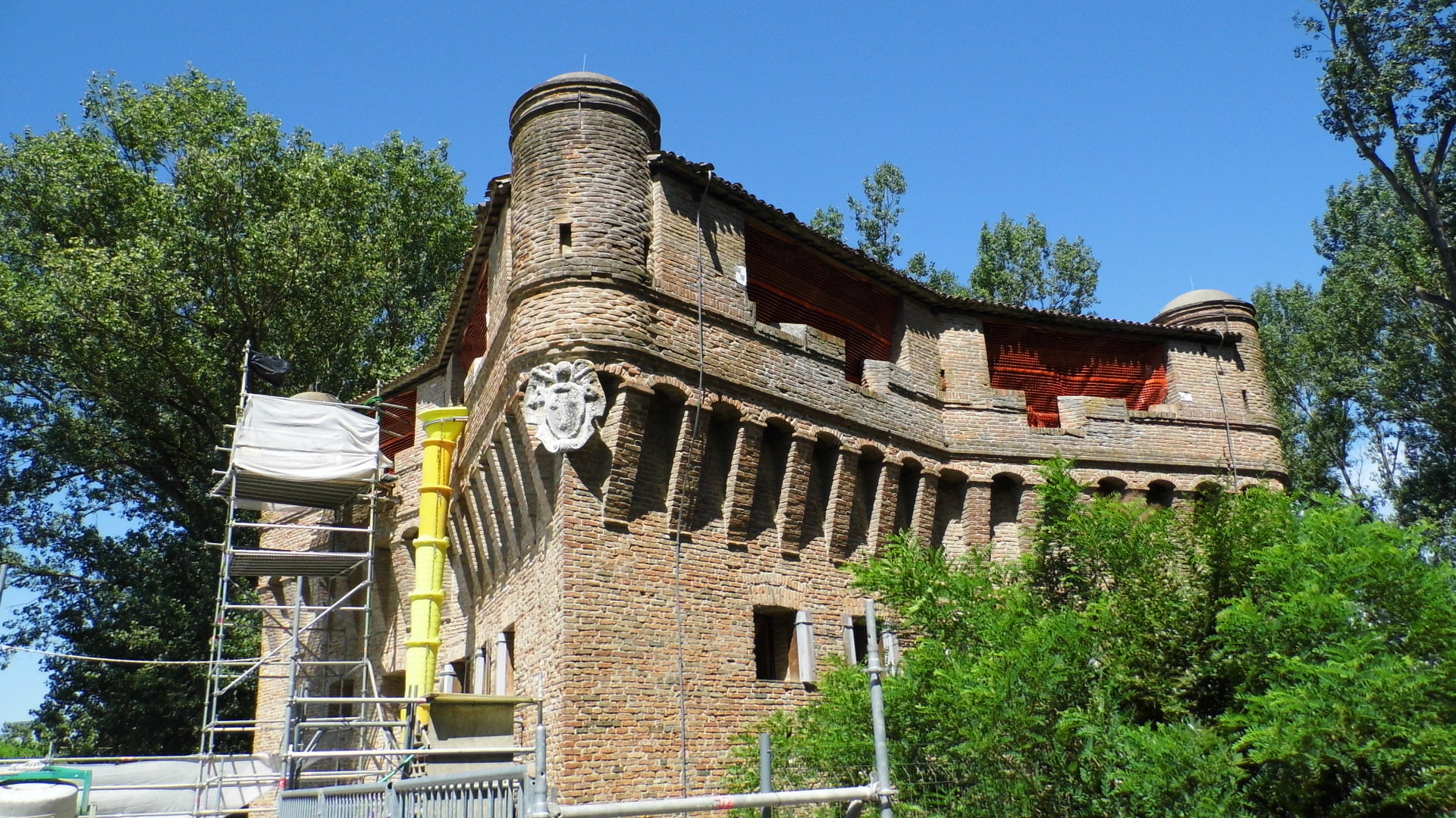 Rocca cantiere